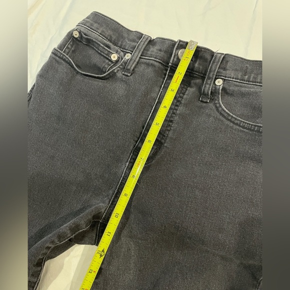 Madewell Classic Straight Leg in Lunar Wash, Size 26x24 - Picture 11 of 16